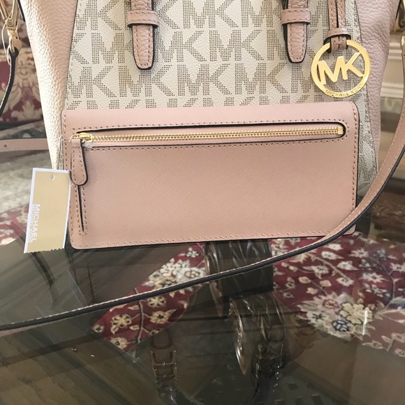 Authentic Michael Kors medium Ciara handbag&wallet - Picture 8 of 8